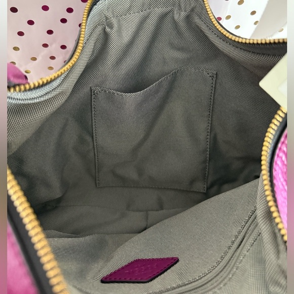 Fossil Hannah Hobo Magenta NWT - Picture 4 of 9